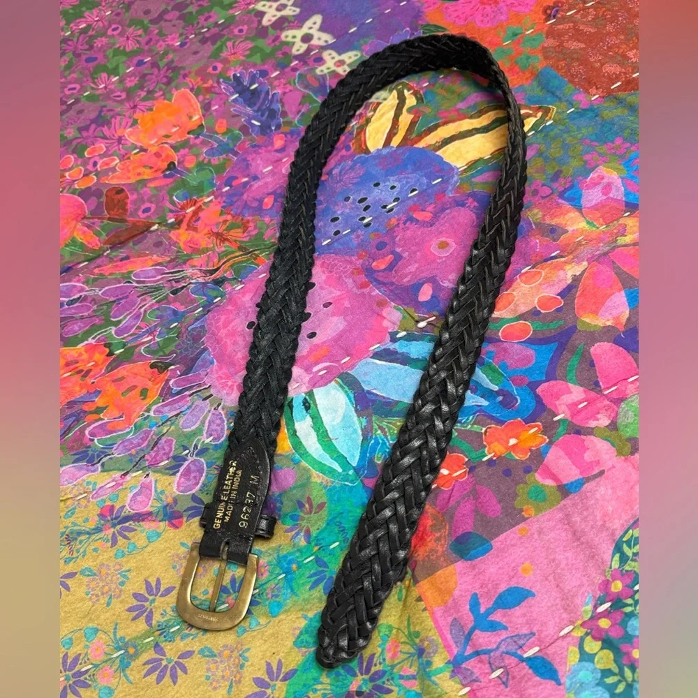Vintage woven leather